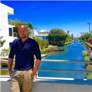 Lezioni di geografia e storia per scuola media online. Comprovata esperienza. Laureato in Psicologia e arte applicata